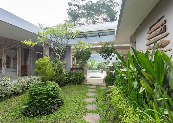 Villa Adyashanti Ubud ~Private, Peaceful Sanctuary